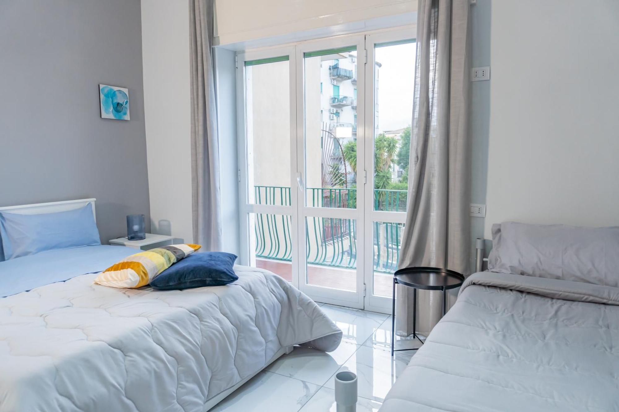 Hostel Partenope Naples Exterior photo
